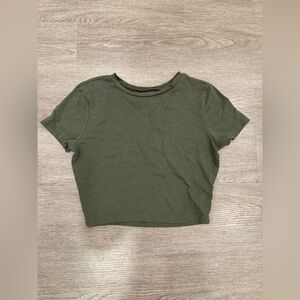 Wild Fable Navy Green Cropped Tee - Medium